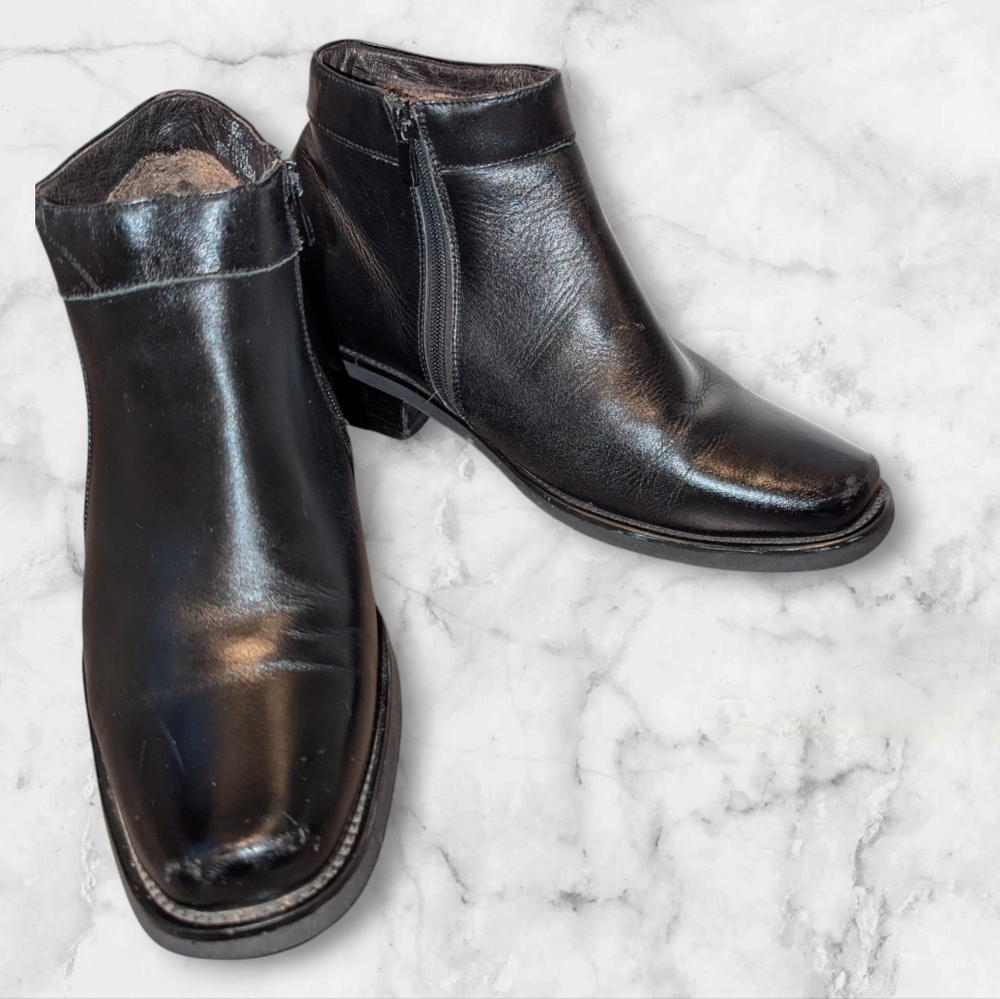 Calden Black Leather Ankle Boots with hidden lifts, size 9